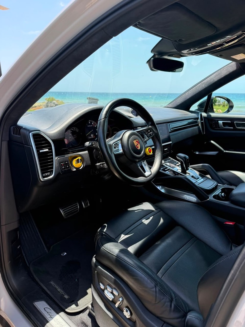 Alquiler de Porsche Cayenne en Marbella