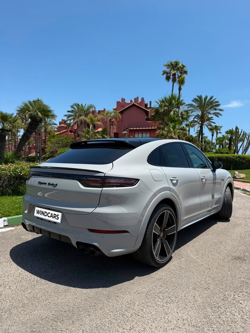 Alquiler de Porsche Cayenne en Marbella